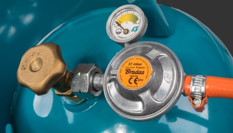 Reduktor do butli gazowej 11 kg Bradas RG A310IE-M zawór bezp. i manometr
