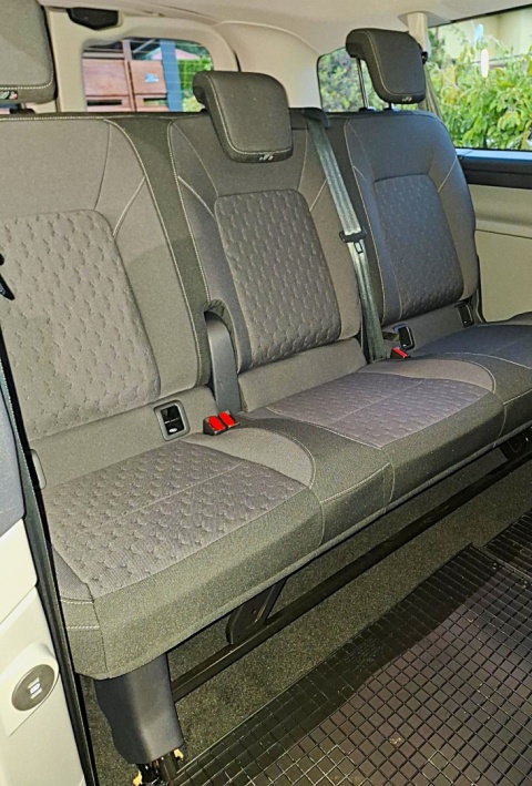 Zadatek na wynajem BUS-a 9 osobowego Ford Transit