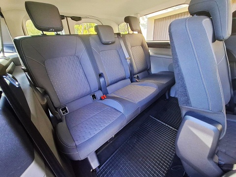 Zadatek na wynajem BUS-a 9 osobowego Ford Transit